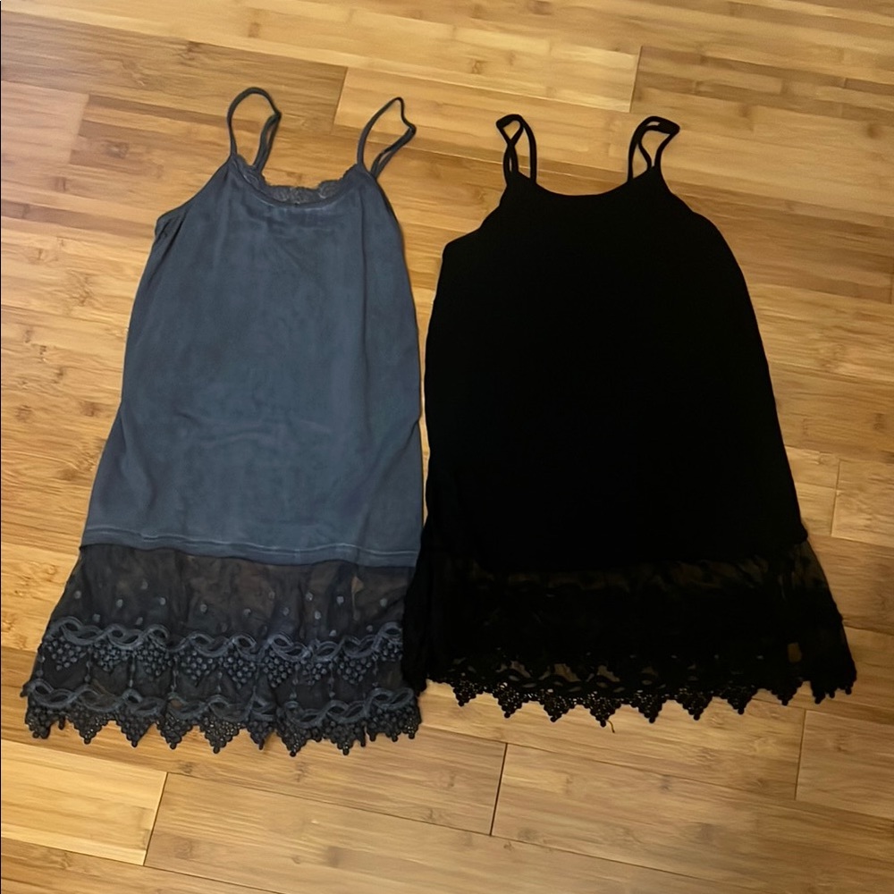 Black and blue/GrayLace Hem camis